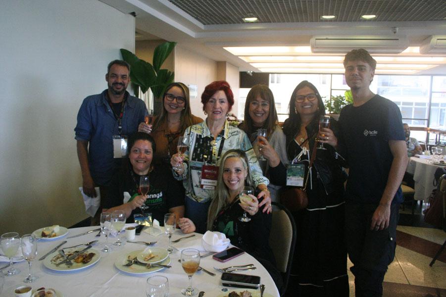 Flagrante do Almoço Festivo.