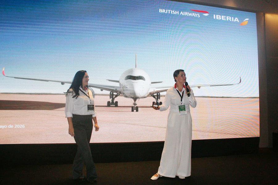 Alexandra Gonçalves Coelho e Carolina Ribeiro Kahl, da Iberia, comentaram sobre a vantagens dos seus voos internacionais, para o mercado brasileiro.