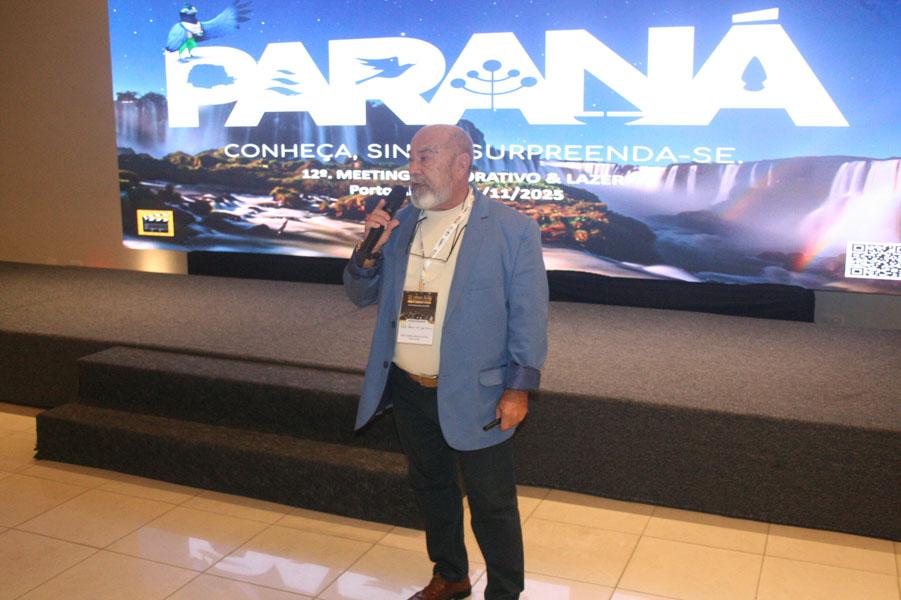 Noe Vieira dos Santos, exultou as belezas do Parana com uma divulgacao esplendorosa.