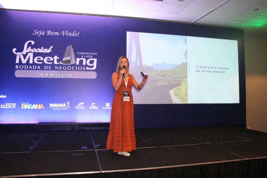 Logo em Seguida, Vanessa Vieira, da Serra Verde Express, explanou sobre a experiência inesquecível que são os eventos em trens.