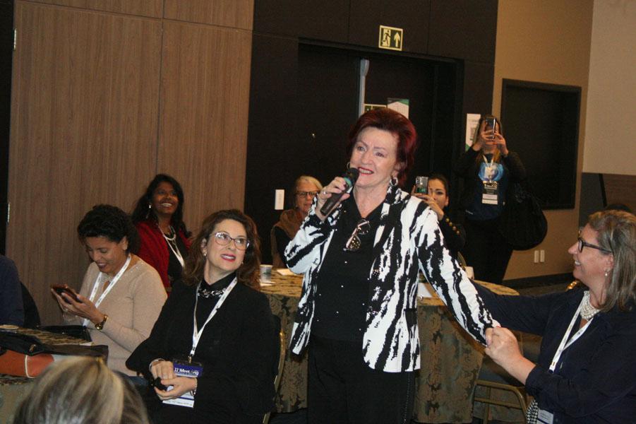 Elza Wolcoff - jornalista e idealizadora dos Meetings Corporativos.