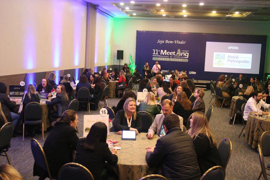 ...aos gestores de viagens e eventos participantes.