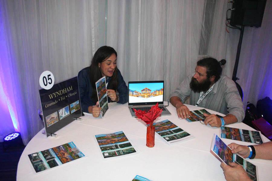 Flagrantes da Rodada de Neg?cios.