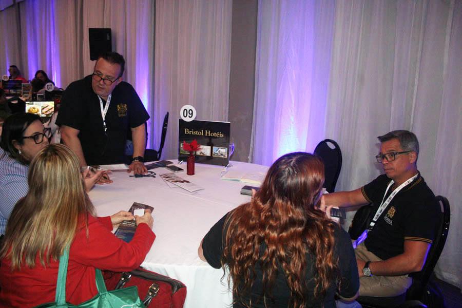 Flagrantes da Rodada de Neg?cios.