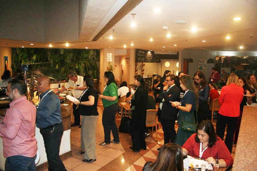 No encerramento um jantar festivo, marcou o sucesso do Evento.