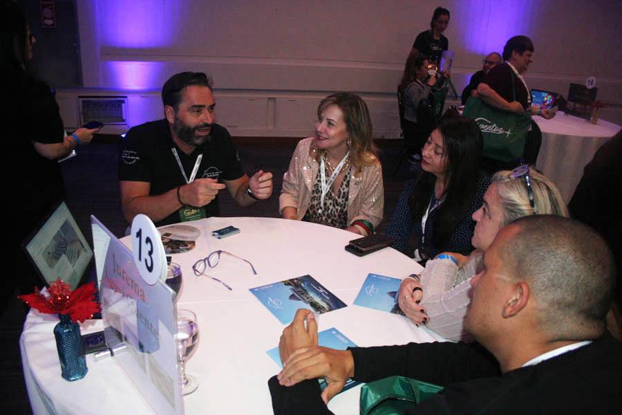 Flagrantes da Rodada de Neg?cios.