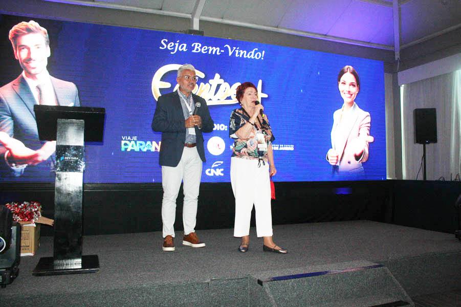Elza Wolcoff e Carlos Nascimento na abertura do Eventos em São Paulo.