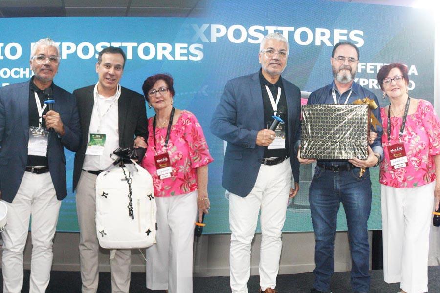 Os outros expositores que ganharam foram, Renato Cunha, do Windsor Hotéis, que levou uma Mochila para Notebook e a Air Fryer ficou para Rodney Gosling, do Portobello Resort & Safari.
